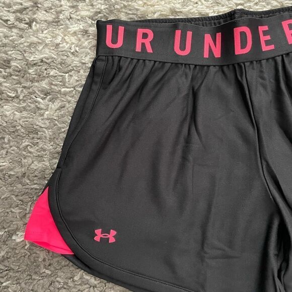 NWT Under Armour Play Up 5” Women’s Shorts - Picture 3 of 8